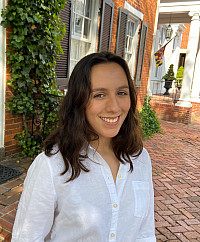 Martha Madrid '21