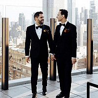 Eric Leiggi '15 and Greg Uliasz '12  married in 2021. Photo: Scratch Studios