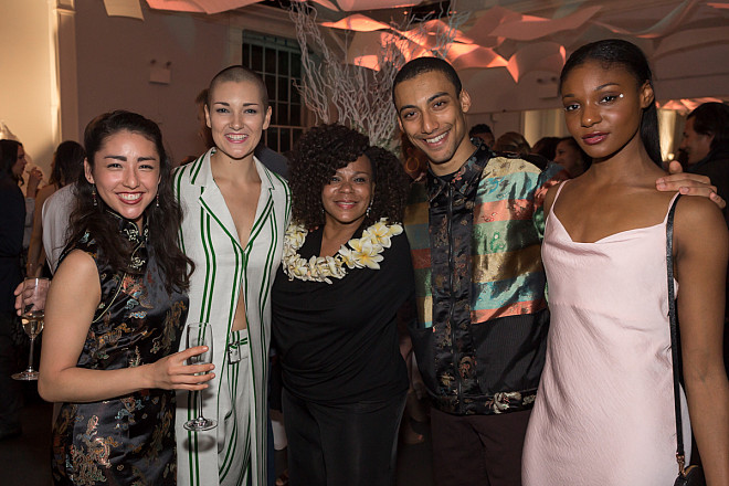 Liana Kleinman '18, Emily Ulrich '18, Maria Torres, Morgan Bobrow-Williams '18, Camri Hewie '18