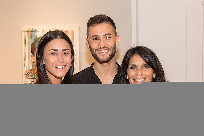 Gabe Katz '18 with his sister on left and mother on right.